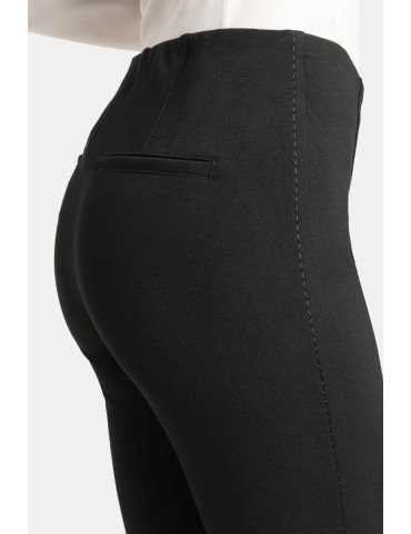 Pantalón negro tobillero de mujer, con cintura elastica - Cambio